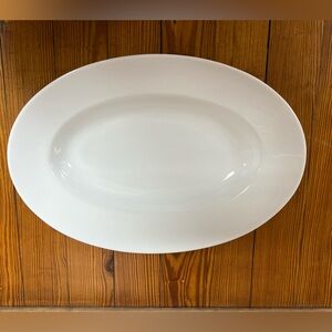 Oval white serving dish/platter.  Could also be used as decorative piece.